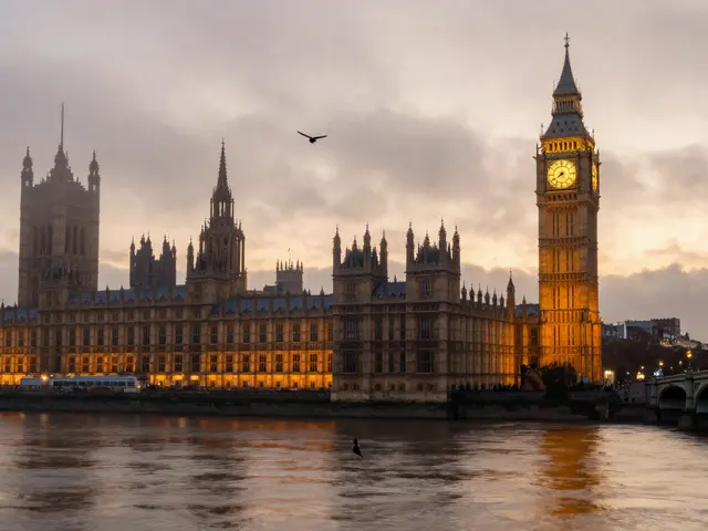10 Fascinating Facts About The Houses of Parliament in London