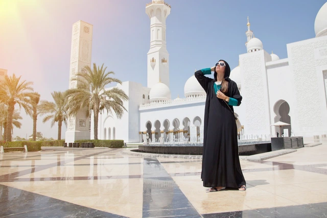 Exploring the World of Call Girls in Abu Dhabi: A Comprehensive Guide