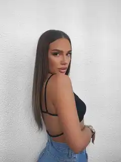 Lukeriya escort in London