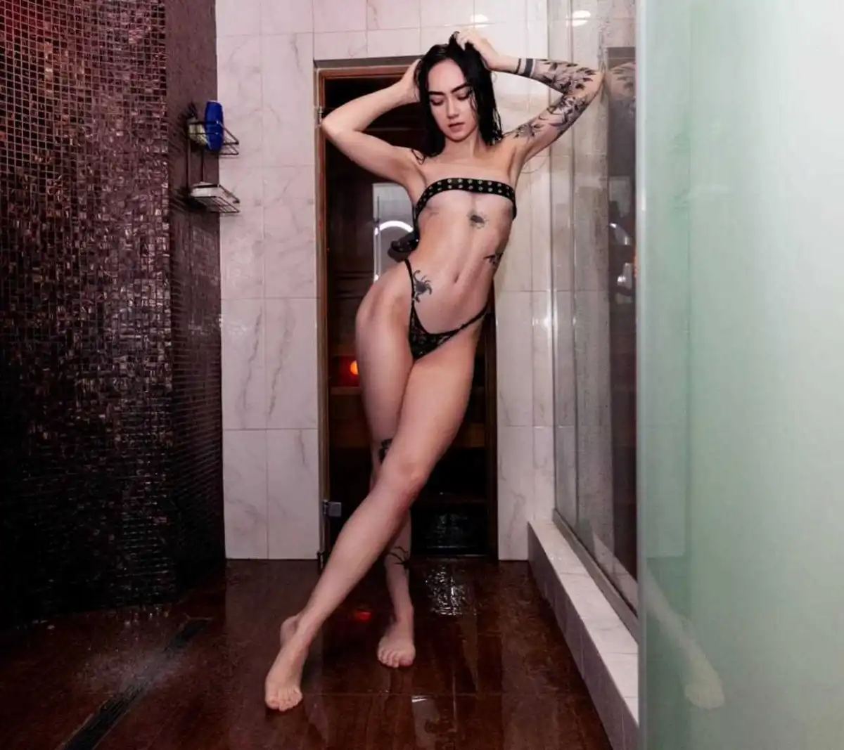 Vilena escort in London